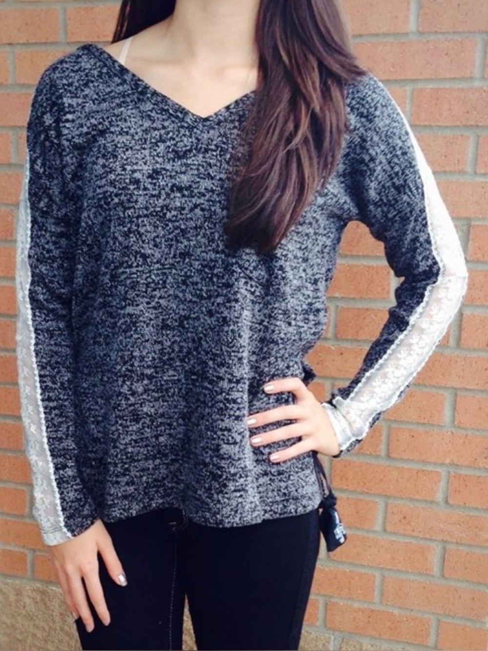No Boundaries Junior's Gray Knit Lace Top Size XL (15-17)